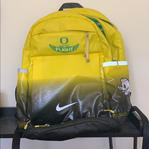 Nike Handbags - Oregon Ducks athlete backpack